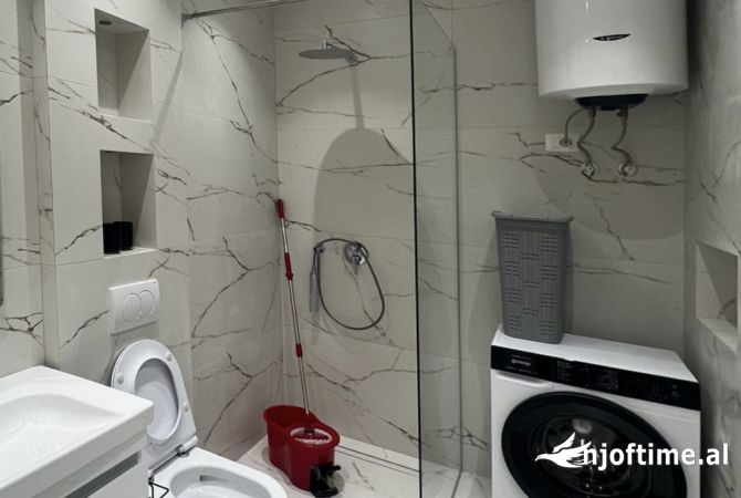 Shtepi me qera 2+1 ne Tirane - 700 Euro