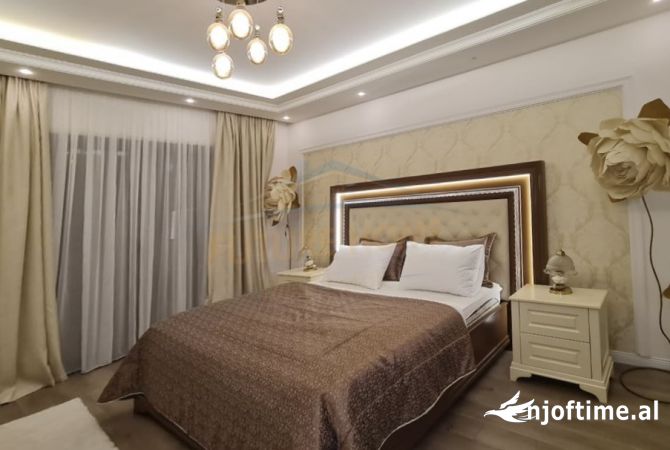 Shtepi ne shitje 2+1 ne Tirane - 250,000 Euro