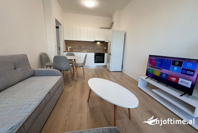 Shtepi me qera 1+1 ne Tirane - 50,000 Leke