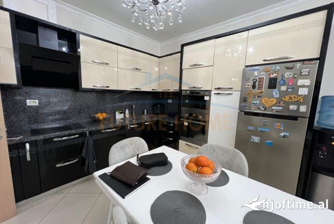 Shtepi ne shitje 2+1 ne Tirane - 165,000 Euro