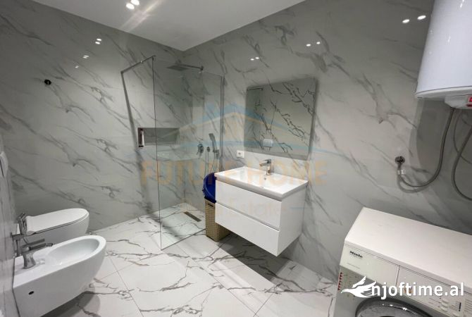 Shtepi me qera Apartament ne Tirane, 2+1, Mobilimi E mobiluar, Pagesa 850  Euro.