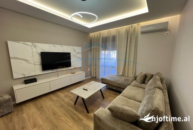 Shtepi me qera 2+1 ne Tirane - 850 Euro