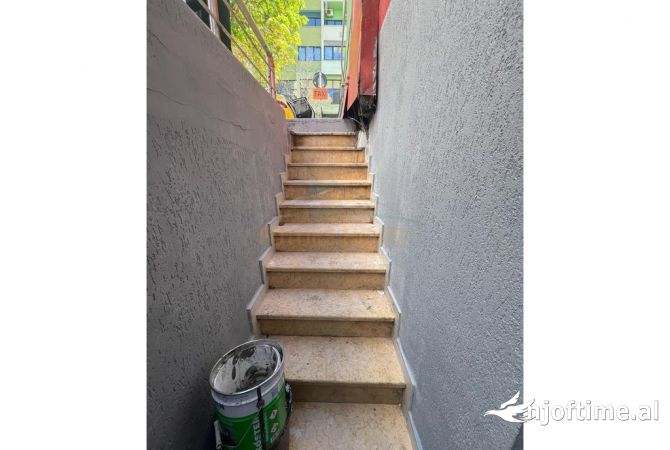 Business Property in Sale 1+1 in Tirana - 65,000 Euro