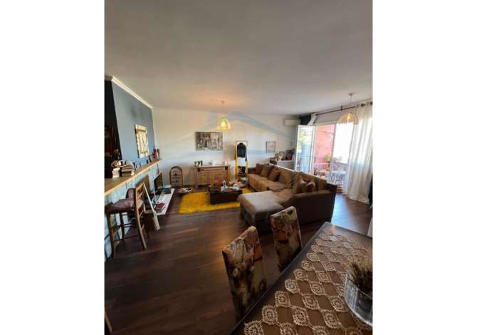 Shtepi ne shitje 2+1 ne Tirane - 180,001 Euro
