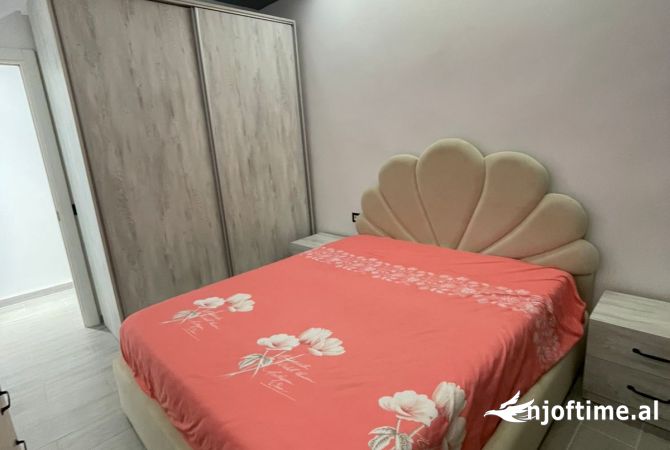 Shtepi ne shitje 1+1 ne Tirane - 105,000 Euro