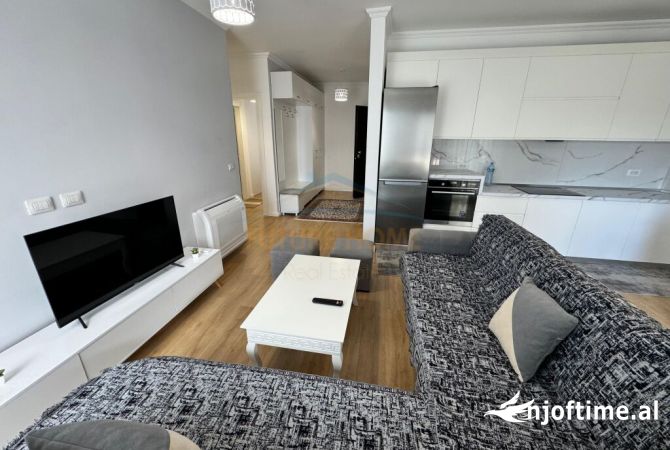 Shtepi me qera 2+1 ne Tirane - 650 Euro
