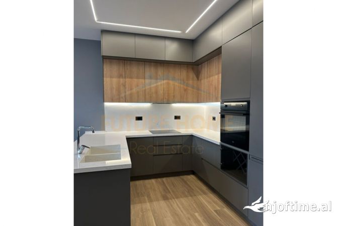 Shtepi me qera 2+1 ne Tirane - 1,500 Euro