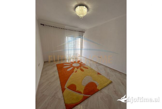Shtepi ne shitje 1+1 ne Tirane - 85,000 Euro