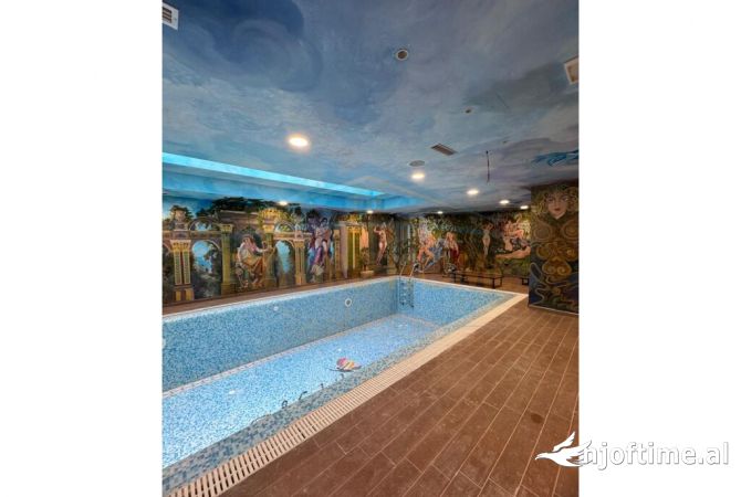 Qira, Ambient Biznesi, 21 Dhjetori