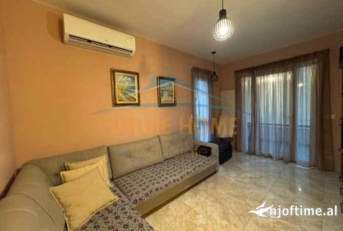 Shtepi ne shitje Apartament ne Durres, 1+1, Mobilimi E mobiluar, Pagesa 210,000  Euro.