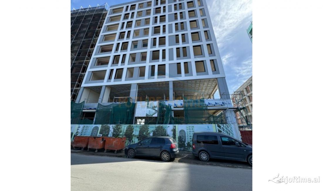 Shtepi ne shitje Apartament ne Tirane, 2+1, Mobilimi Bosh, pa mobiluar, Pagesa 199,800  Euro.