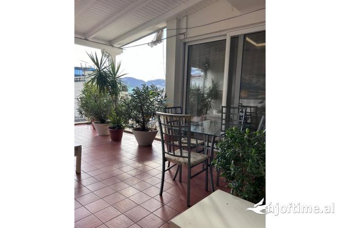 Shtepi ne shitje Apartament ne Tirane, 2+1, Mobilimi E mobiluar, Pagesa 600,000  Euro.