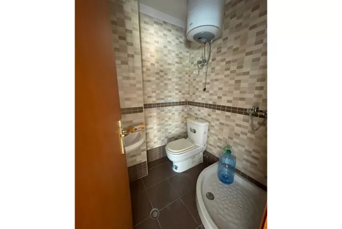 Apartment for sale in Tirana 3+1, Emty