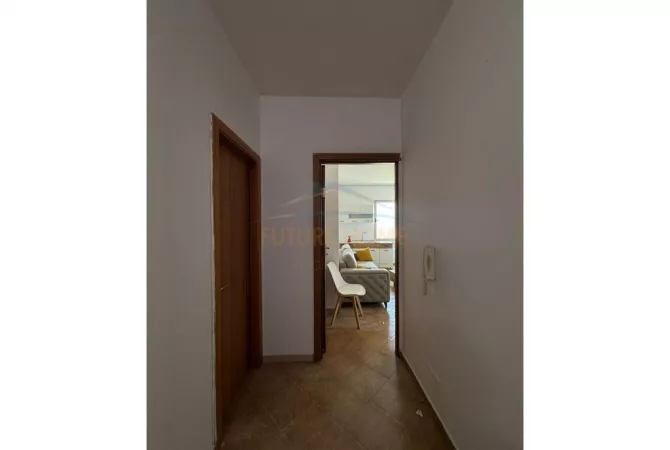 Shtepi ne shitje Apartament ne Tirane, 2+1, Mobilimi Bosh, pa mobiluar, Pagesa 145,000  Euro.