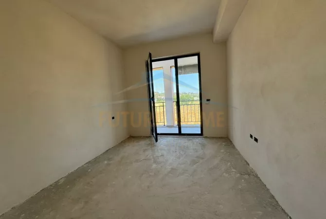 Shtepi ne shitje 1+1 ne Tirane - 90,000 Euro