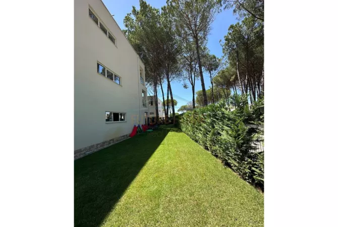 Shtepi ne shitje Apartament ne Durres, 2+1, Mobilimi E mobiluar, Pagesa 415,000  Euro.