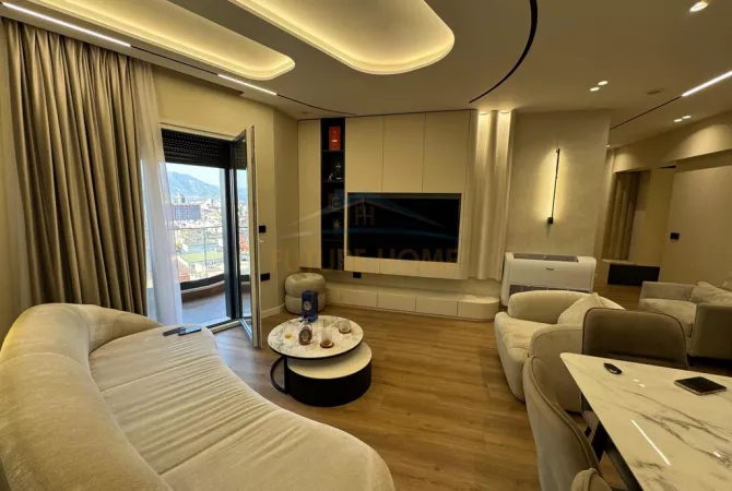 Shtepi ne shitje 2+1 ne Tirane - 330,000 Euro