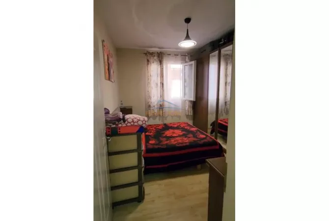 Shtepi ne shitje Apartament ne Tirane, 2+1, Mobilimi E mobiluar, Pagesa 139,000  Euro.
