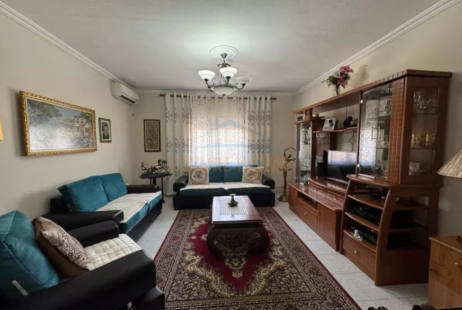 Shtepi ne shitje 2+1 ne Tirane - 135,000 Euro