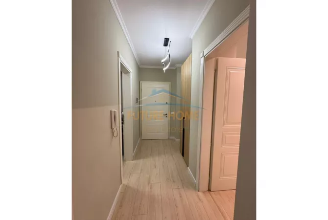 Shtepi ne shitje Apartament ne Tirane, 1+1, Mobilimi E mobiluar, Pagesa 186,000  Euro.