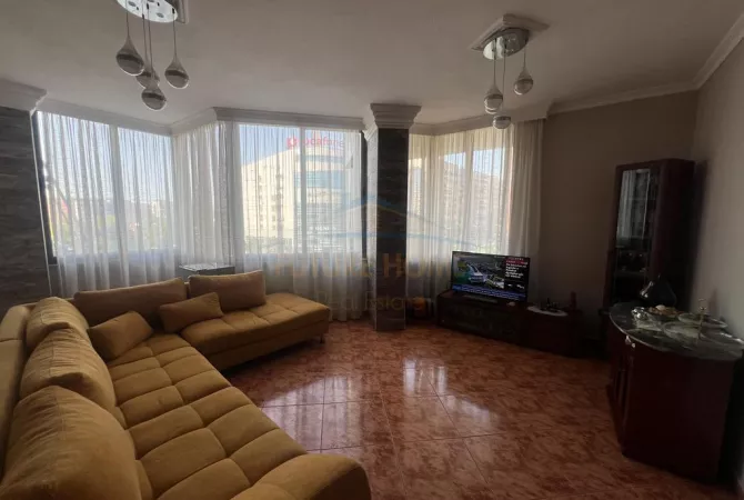 Shtepi me qera 2+1 ne Tirane - 600 Euro