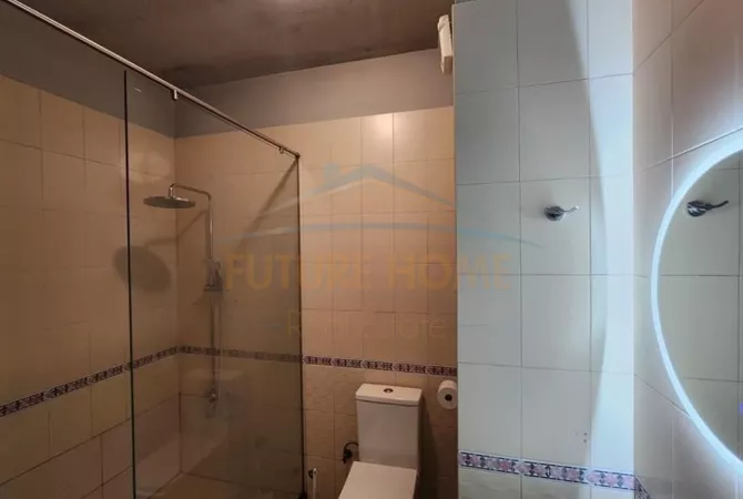 Business Property for Rent 3+1 in Tirana - 1,700 Euro