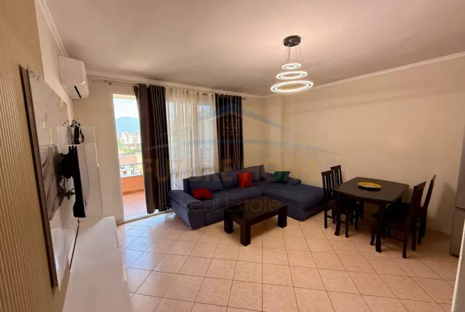 Shtepi ne shitje Apartament ne Tirane, 2+1, Mobilimi Bosh, pa mobiluar, Pagesa 123,000  Euro.