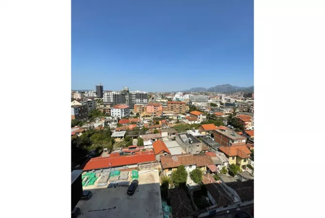 Shtepi ne shitje Apartament ne Tirane, 2+1, Mobilimi Bosh, pa mobiluar, Pagesa 263,000  Euro.