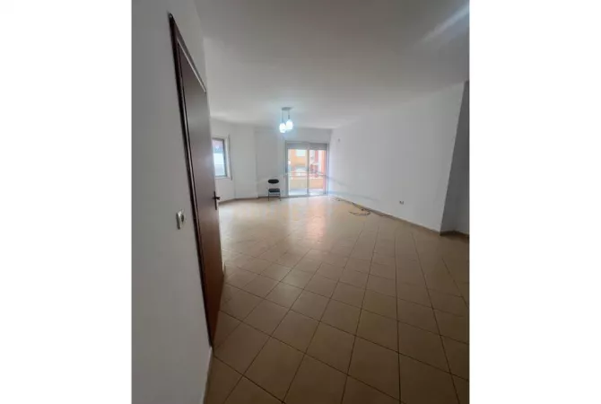 Shtepi ne shitje 3+1 ne Tirane - 160,000 Euro