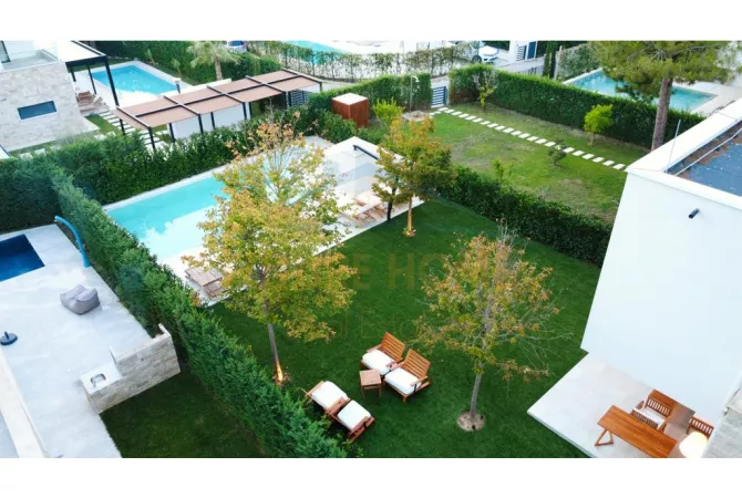 Casa in vendita 5+1 a Durazzo - 835,000 Euro