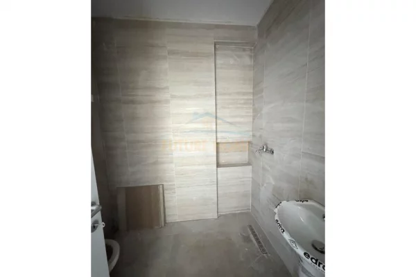 Shtepi ne shitje 2+1 ne Tirane - 199,000 Euro