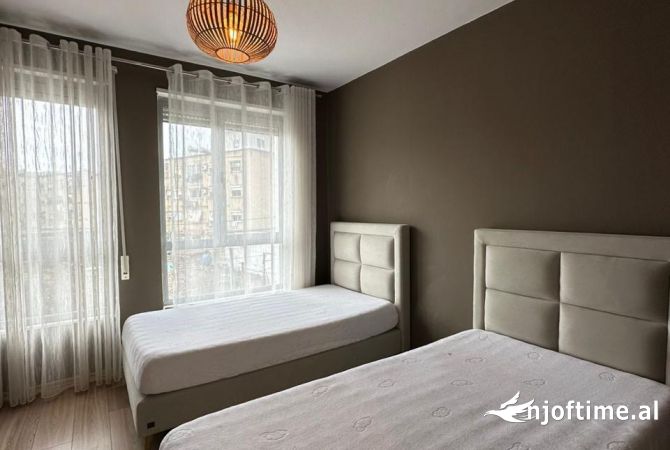 Shtepi me qera Apartament ne Tirane, 2+1, Mobilimi E mobiluar, Pagesa 600  Euro.