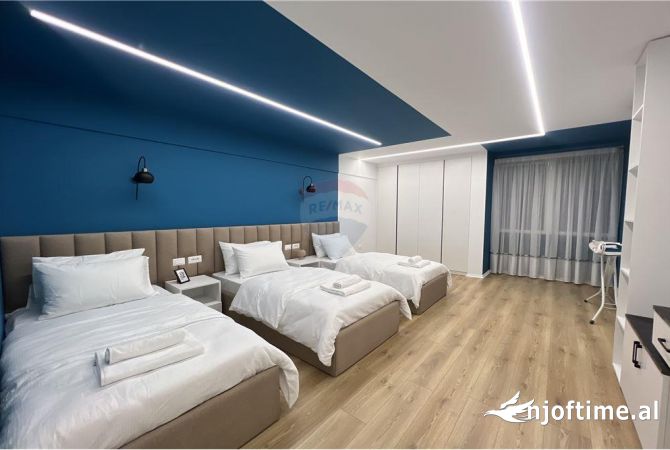 Shtepi me qera 2+1 ne Tirane - 1,400 Euro