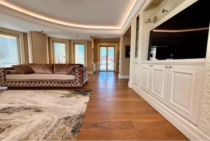 Shtepi me qera 4+1 ne Tirane - 4,000 Euro