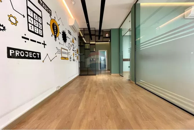 Ambient biznesi me qera 3+1 ne Tirane - 2,000 Euro
