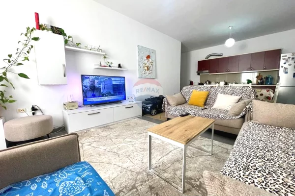 Shtepi ne shitje 2+1 ne Tirane - 16,500,000 Leke