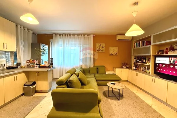 Shtepi ne shitje 1+1 ne Tirane - 165,000 Euro