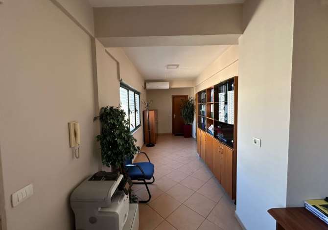 Shtepi ne shitje 2+1 ne Tirane - 120,000 Euro