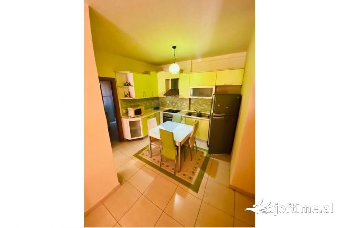 Shtepi me qera 1+1 ne Tirane - 400 Euro