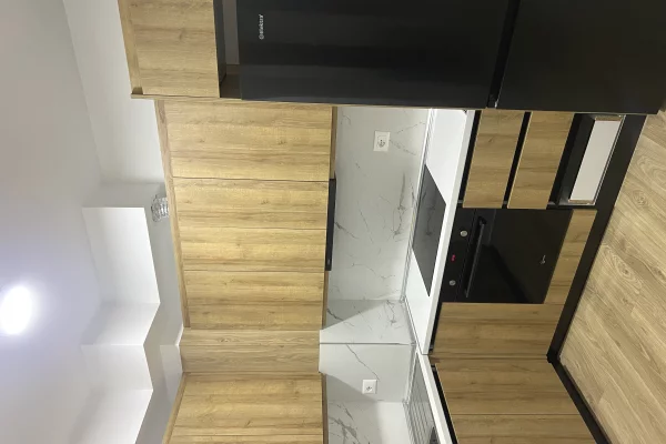 Shtepi me qera Apartament ne Tirane, 1+1, Mobilimi E mobiluar, Pagesa 500  Euro.