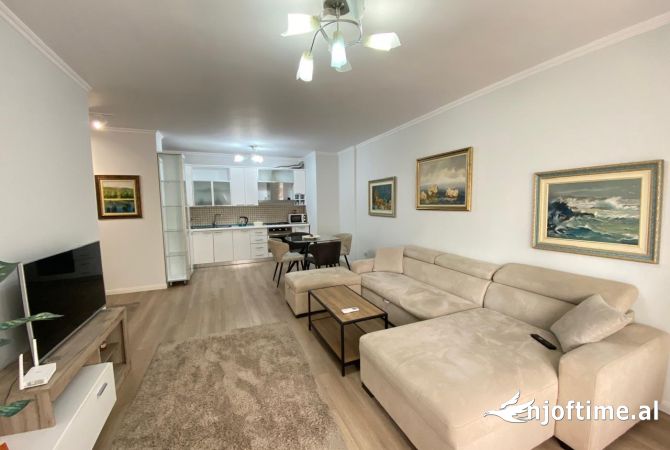 Shtepi me qera 1+1 ne Tirane - 700 Euro