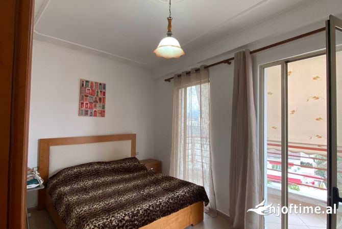 Shtepi me qera Apartament ne Tirane, 1+1, Mobilimi E mobiluar, Pagesa 550  Euro.