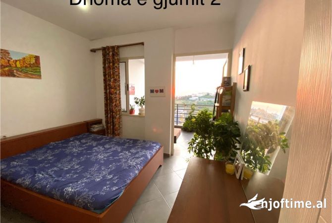 Shtepi me qera 2+1 ne Tirane - 450 Euro