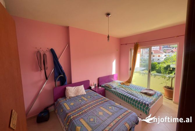 Shtepi ne shitje 2+1 ne Tirane - 120,000 Euro
