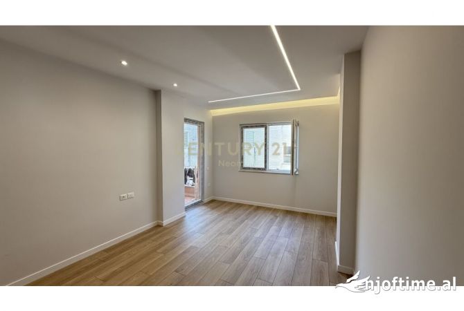 Shtepi ne shitje 1+1 ne Tirane - 1,200,000 Euro