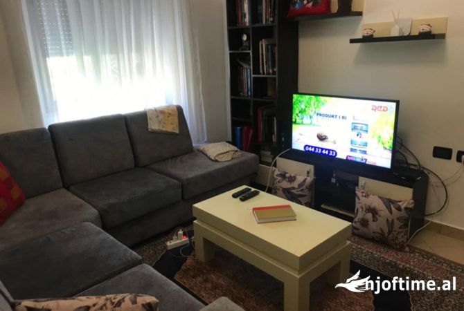 Jepet apartament 1+ 1 600 euro  te Garda 