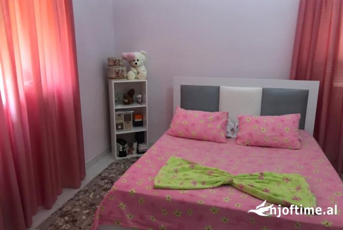 Shtepi me qera Apartament ne Tirane, 1+1, Mobilimi E mobiluar, Pagesa 600  Euro.