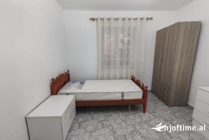 Shtepi me qera 2+1 ne Tirane - 450 Euro