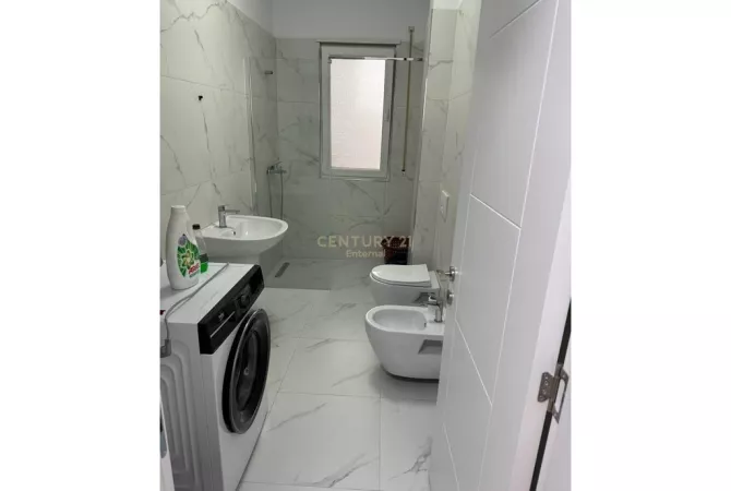 Shtepi ne shitje 1+1 ne Tirane - 75,000 Euro