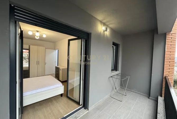 Shtepi ne shitje Apartament ne Tirane, 1+1, Mobilimi E mobiluar, Pagesa 75,000  Euro.